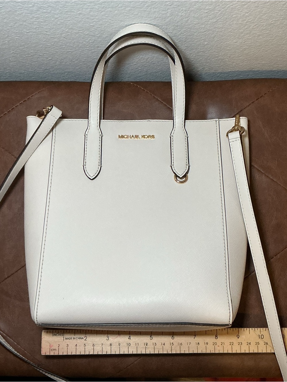 Michael Kors Cream Tote Bag with Removable Strap - Picture 6 of 7